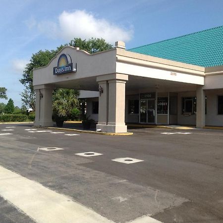 Days Inn Panama City 23Rd Street Exterior photo