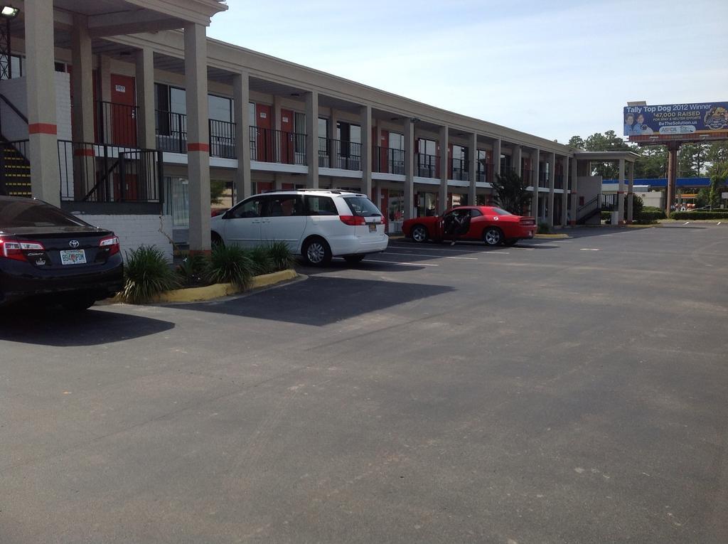 Days Inn Panama City 23Rd Street Exterior photo